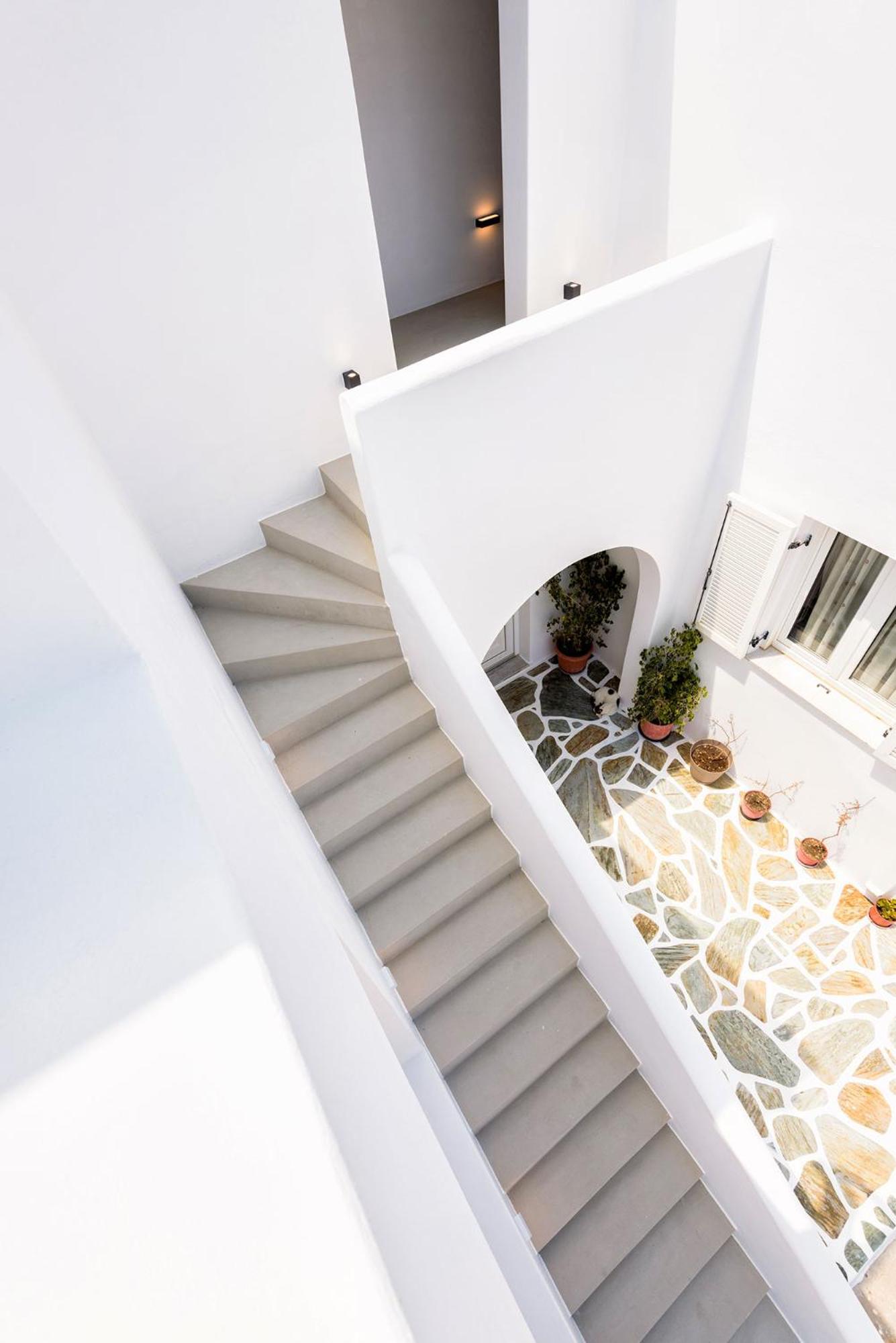 Peven Suites 나오우사 외부 사진